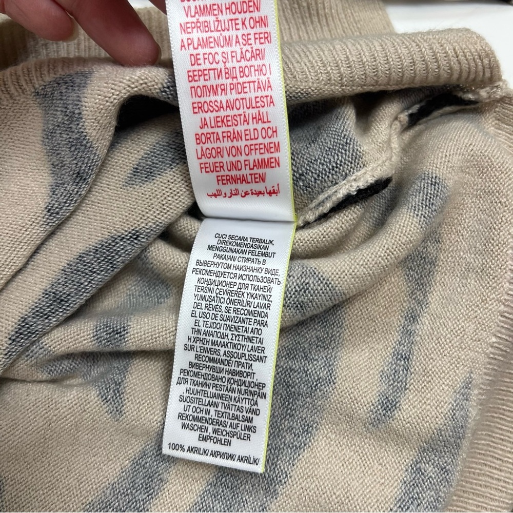 Marks & Spencer Zebra Print Crew-Neck Lightweight Sweater - Size8 - Picture 6 of 9